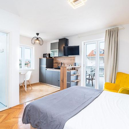 Apartments Marivo Lapad Dubrovnik Eksteriør billede