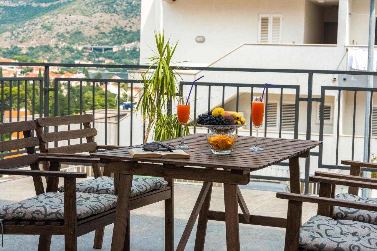 Apartments Marivo Lapad Dubrovnik Eksteriør billede